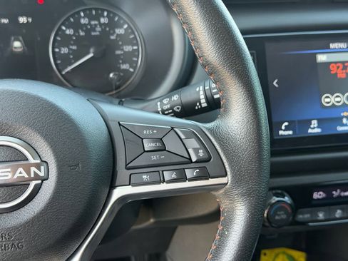 Certified 2024 Nissan Kicks SR image 18