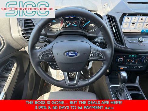 Used 2018 Ford Escape SE w/ SE Sport Appearance Package FWD image 11