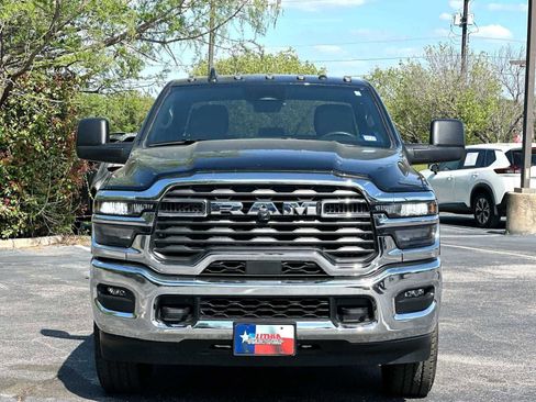 Used 2026 RAM 2500 Tradesman w/ Chrome Appearance Group image 10