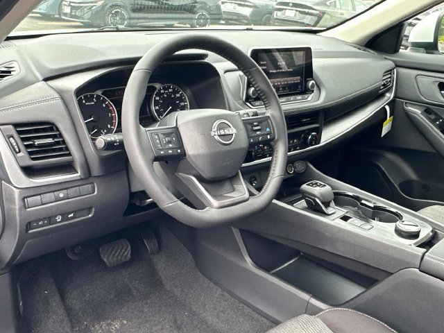 New 2026 Nissan Rogue SV AWD/4WD image 31