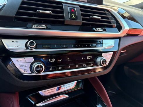 Used 2021 BMW X4 M40i w/ Premium Package image 29