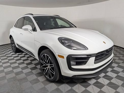New 2026 Porsche Macan S AWD/4WD image 9