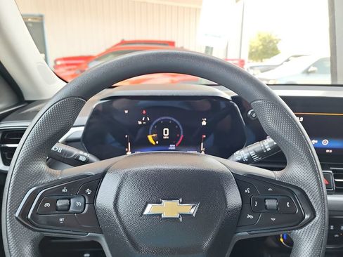Used 2025 Chevrolet TrailBlazer LT AWD/4WD image 20