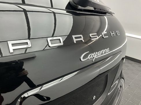 Used 2013 Porsche Cayenne image 26