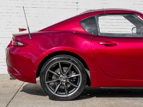 Used 2019 MAZDA MX-5 Miata RF Grand Touring image 9