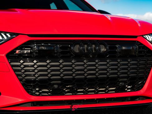 Used 2021 Audi RS 6 4.0 TFSI quattro image 24