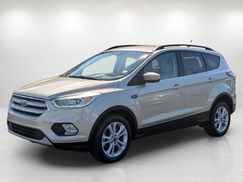 Used 2018 Ford Escape SEL image 1