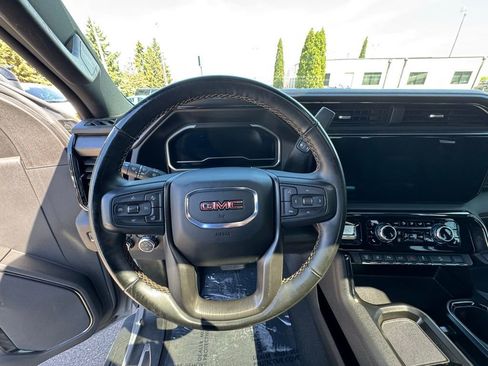 Used 2024 GMC Sierra 2500 AT4 w/ AT4 Premium Plus Package AWD/4WD image 23