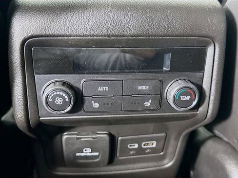 Used 2023 GMC Acadia Denali w/ Denali Ultimate Package image 27