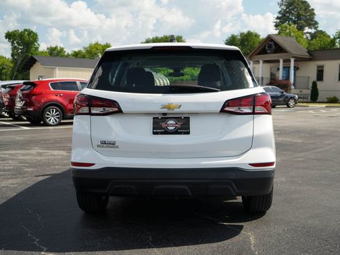 Used 2022 Chevrolet Equinox LS FWD image 18