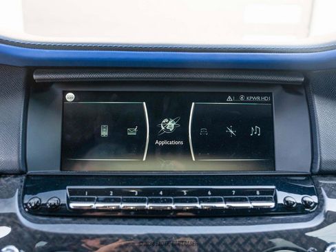 Used 2020 Rolls-Royce Cullinan Black Badge image 45