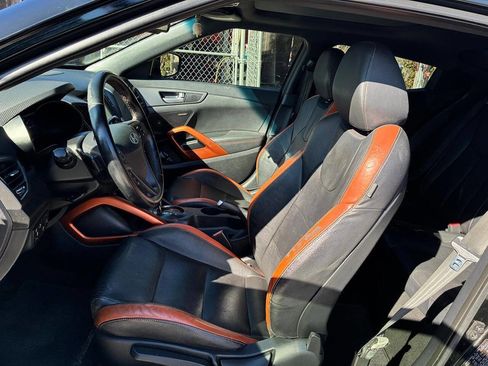 Used 2017 Hyundai Veloster Turbo w/ Tech Package 02 image 4