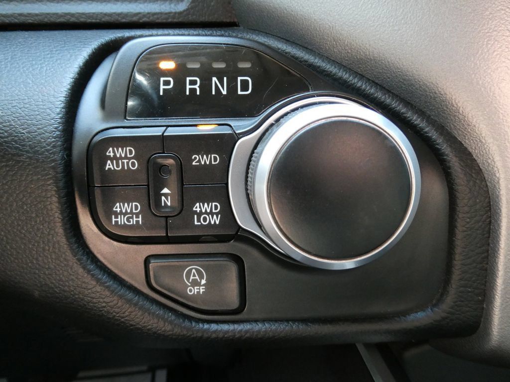 Used 2020 RAM 1500 Big Horn AWD/4WD image 24