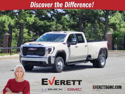 New 2026 GMC Sierra 3500 Pro w/ 1SA Pro Safety Plus Package