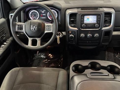 Used 2022 RAM 1500 Classic SLT AWD/4WD image 23