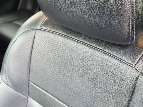 Used 2017 Nissan Rogue SL w/ SL Premium Package image 14