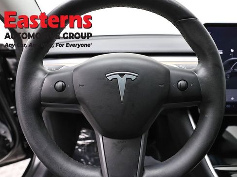 Used 2020 Tesla Model 3 Long Range image 10