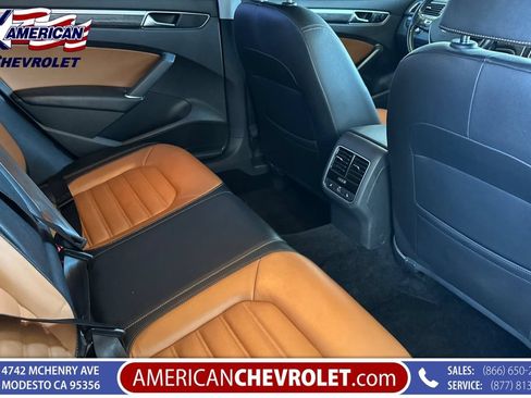 Used 2018 Volkswagen Passat 3.6 SEL Premium FWD image 20