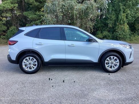 New 2026 Ford Escape Active image 4