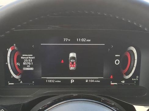 Certified 2025 Nissan Pathfinder Platinum w/ Lighting Package (N93) FWD image 28
