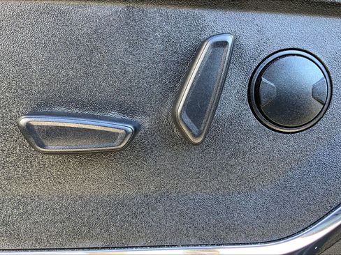 Used 2022 Ford F150 Lariat image 33