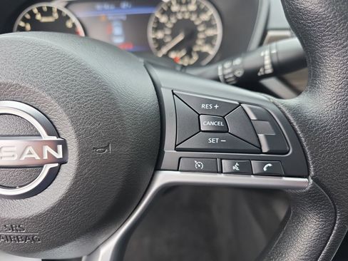 Used 2024 Nissan Altima 2.5 SV image 17