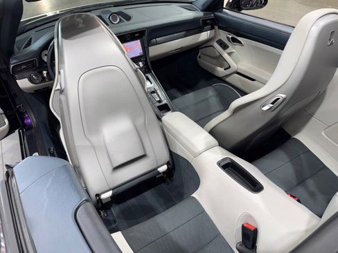 Used 2019 Porsche 911 Carrera GTS image 71