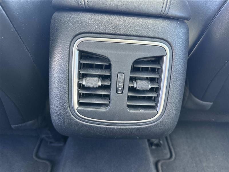 Used 2016 Chrysler 200 C w/ Sun & Sound Group FWD image 14