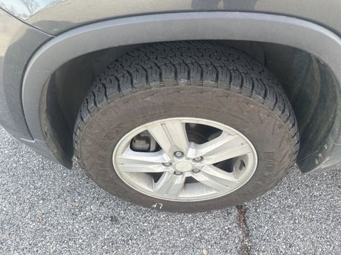 Used 2017 Chevrolet Trax LT w/ LT Convenience Package image 10