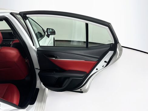 Used 2025 Toyota Camry XSE FWD image 29