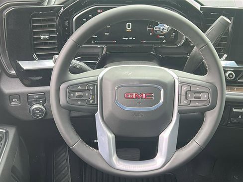 New 2026 GMC Sierra 1500 Elevation image 14