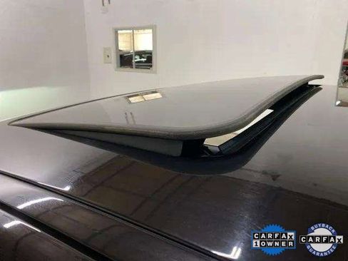 Used 2025 BMW 530i xDrive image 89