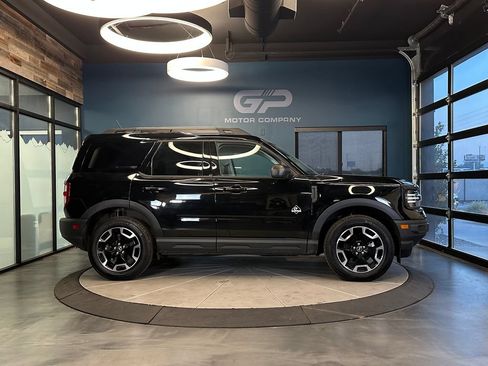 Used 2024 Ford Bronco Sport Outer Banks AWD/4WD image 2