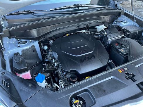 Used 2023 Kia Telluride S image 8