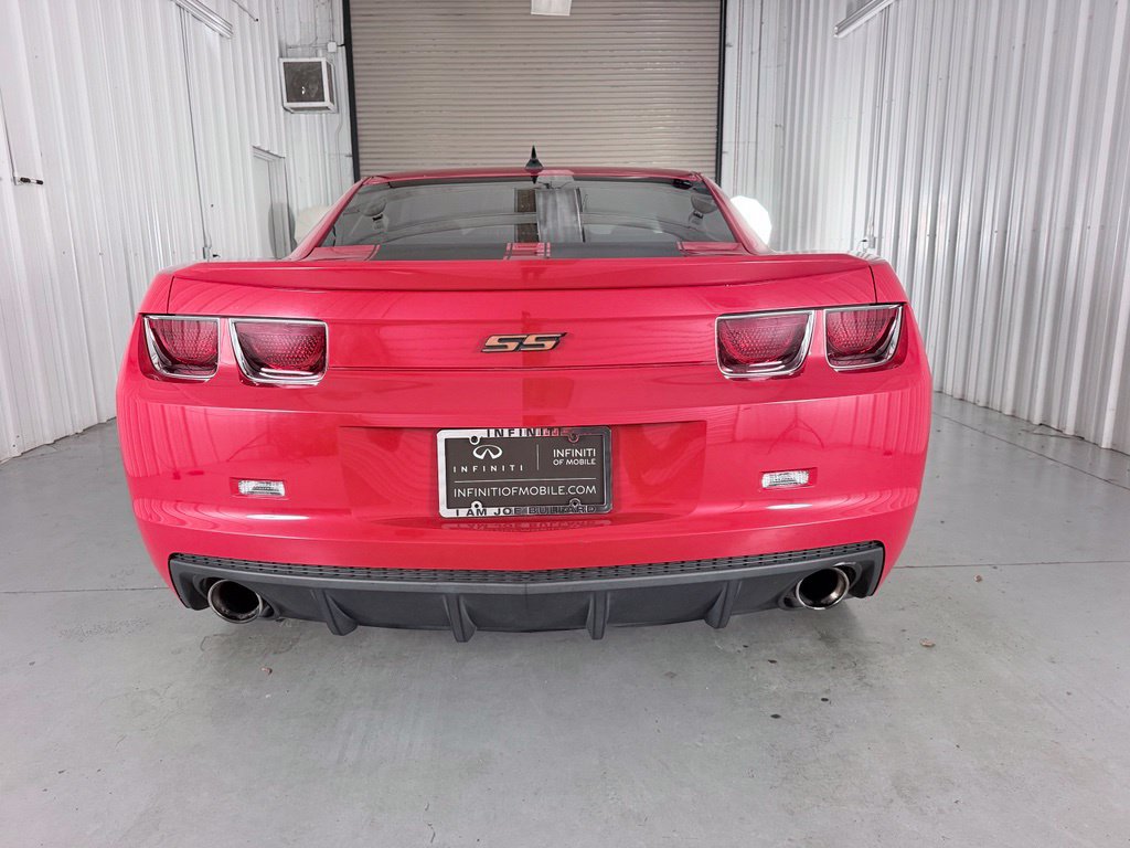 Used 2010 Chevrolet Camaro SS w/ RS Package RWD image 6