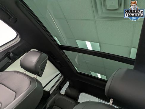 Used 2023 Volkswagen Tiguan SEL R-Line AWD/4WD image 23