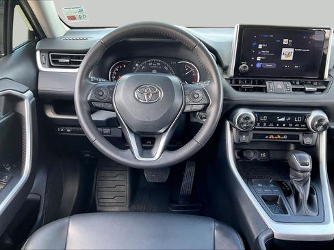 Used 2024 Toyota RAV4 XLE Premium FWD image 6