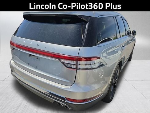 Used 2020 Lincoln Aviator Reserve w/ Equipment Group 201A AWD/4WD image 6