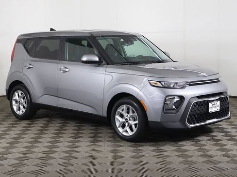 Used 2022 Kia Soul S FWD image 49
