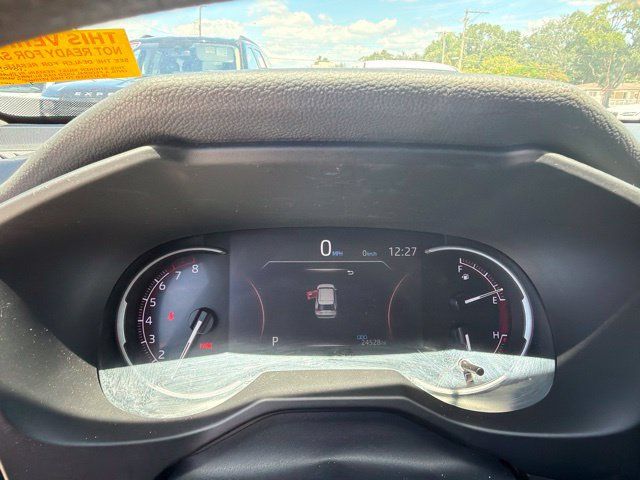 Used 2023 Toyota RAV4 LE FWD image 17
