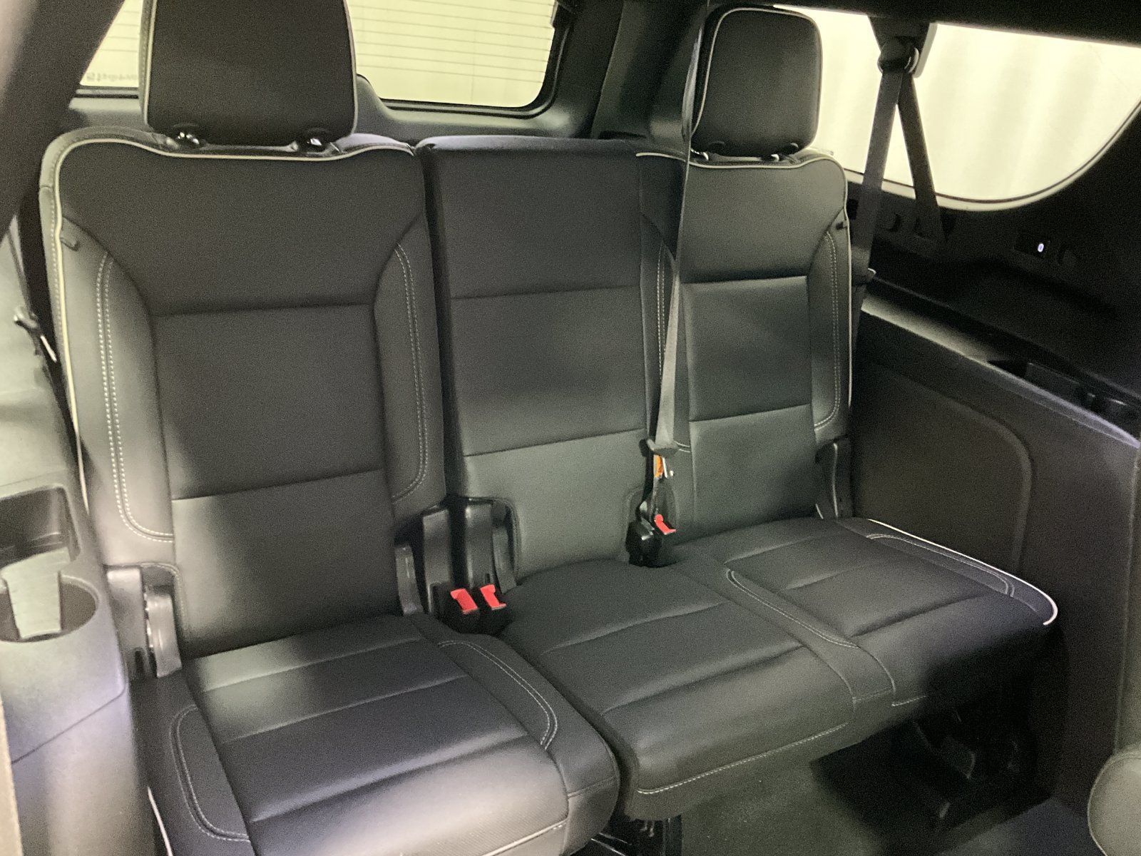 Used 2023 GMC Yukon XL SLT w/ SLT Premium Package AWD/4WD image 26