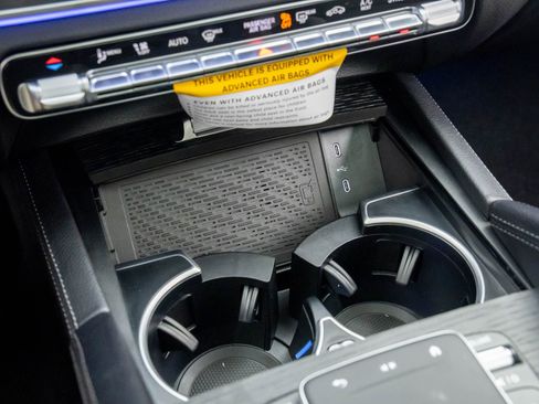 New 2026 Mercedes-Benz GLS 450 4MATIC image 27