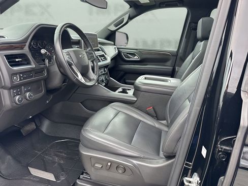 Used 2021 Chevrolet Suburban Z71 image 9