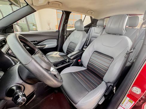 Used 2023 Nissan Kicks SR w/ SR Premium Package image 19