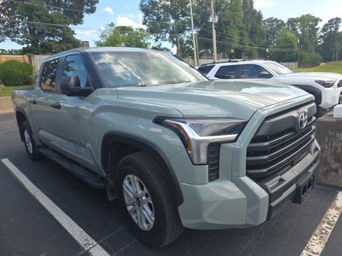 Used 2026 Toyota Tundra SR5 AWD/4WD image 3