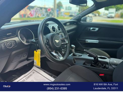 Used 2019 Ford Mustang Coupe w/ Black Accent Package RWD image 20