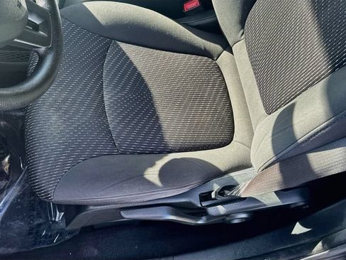 Used 2018 Dodge Journey SE FWD image 17