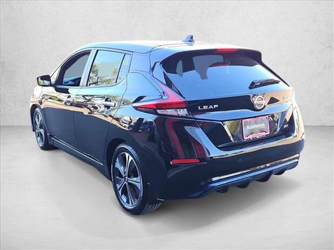 Used 2022 Nissan Leaf SV image 8