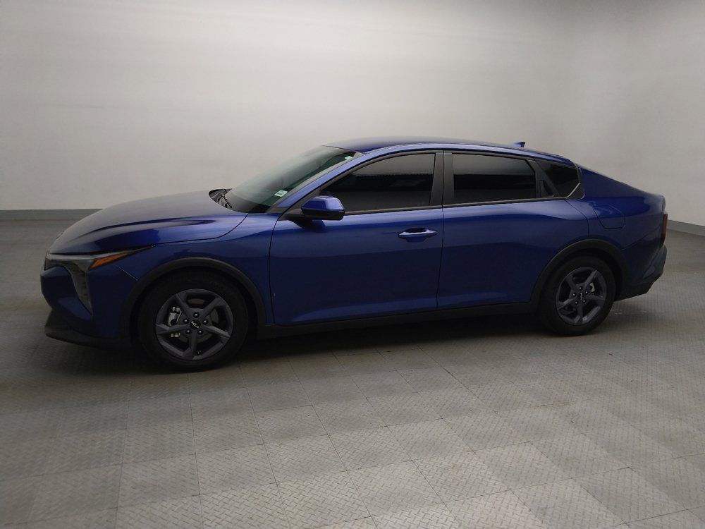 Used 2025 Kia K4 FWD image 2