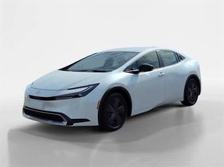 Used 2024 Toyota Prius Prime SE video 2